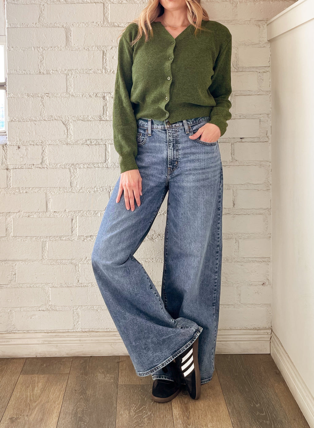 CLARA CARDIGAN - OLIVE